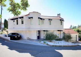 3 Bedrooms, Just Leased, Sold Listings, 4 Bathrooms, Listing ID 1054, California, United States,