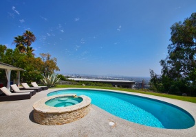 4 Bedrooms, Single Family Residence, Exclusive Listings, Laurel View Dr, 3 Bathrooms, Listing ID 1081, Los Angeles, California, United States, 90069,